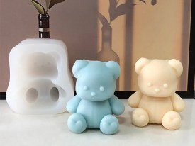 Molde silicona osito con corazones en los pies 